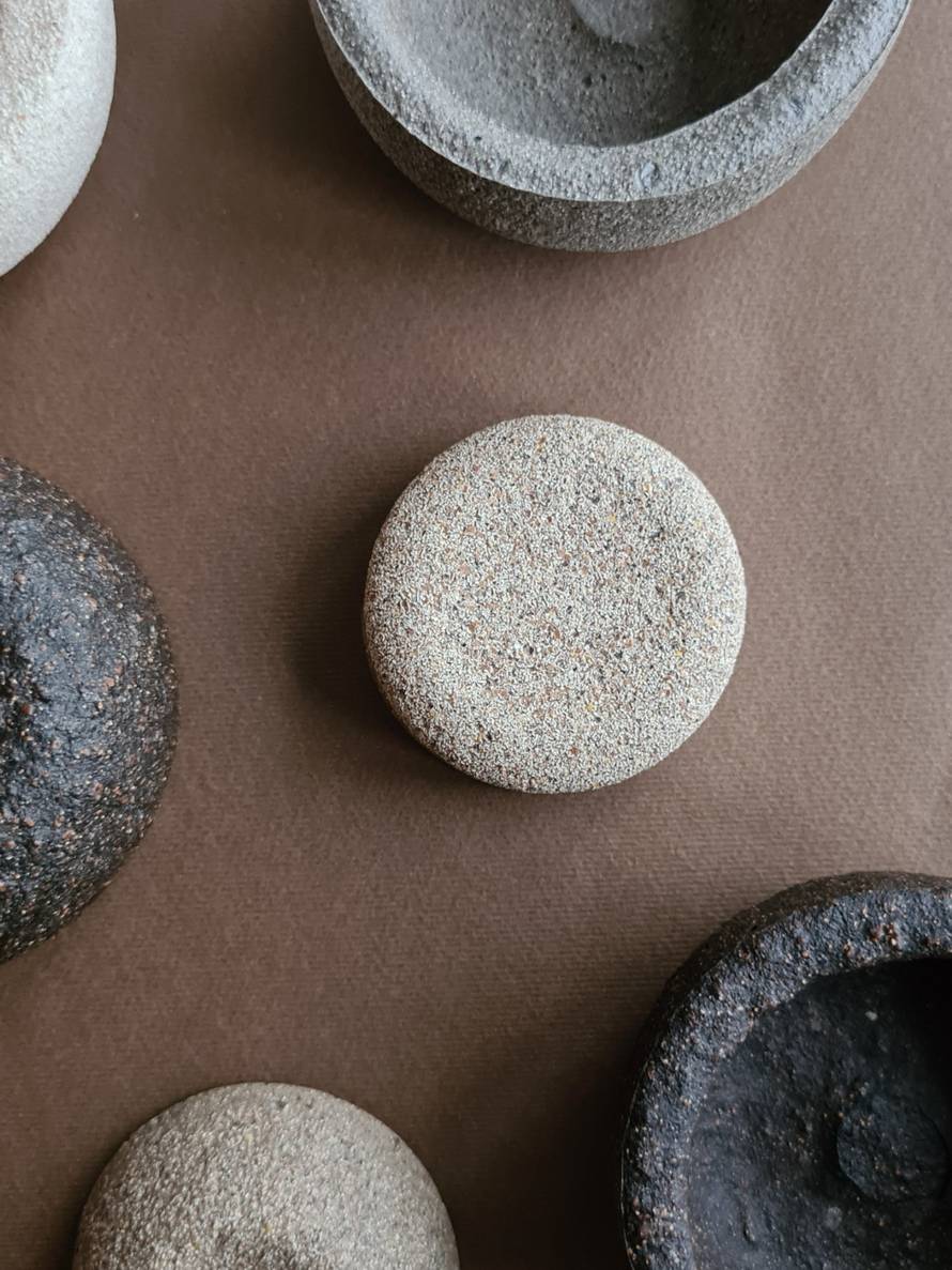 Maja je jedina biodizajnerica u regiji: 'Materijale za odjeću radim od algi, gljiva i bakterija'