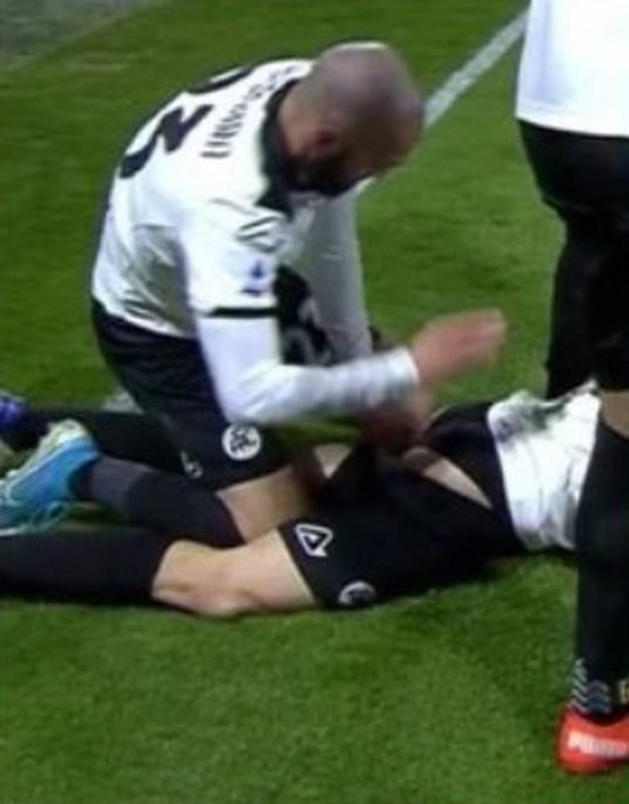 Srušili Milan, a gol proslavili udaranjem suigrača po stražnjici