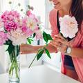 Savjeti cvjećarke slavnih kako da vam cvijeće u vazi dulje traje
