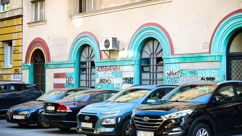 FOTO Pogledajte što je ostalo od kultnog 'Kulušića': Napuštena ruševina u centru Zagreba
