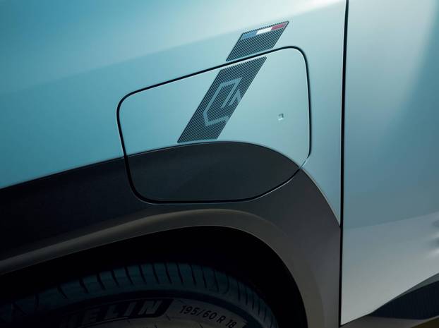 FOTO Povratak legende: Vratio se Renault 4. Veći je od Clija, ide na struju ima i pomični krov