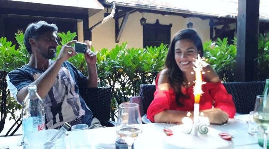 'Ivanišević traži novu kuću jer se gužvaju Nives, sin Oli i pas'