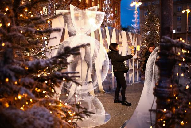 Zagreb: Zagrebački Advent na Trgu bana Jelačića