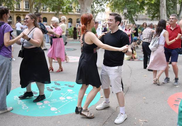 Zagreb: Plesnjak na Zrinjevcu