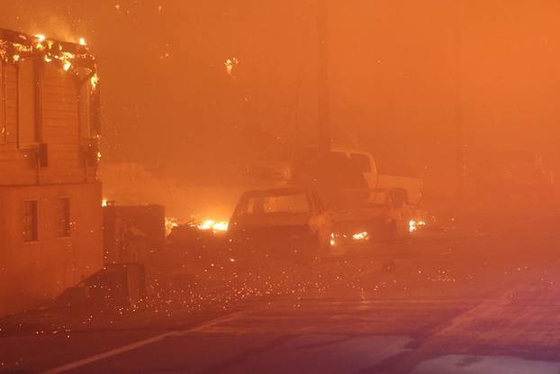 100 FOTOGRAFIJA UŽASA Ovo su vatrogasci snimili u paklu LA-a!