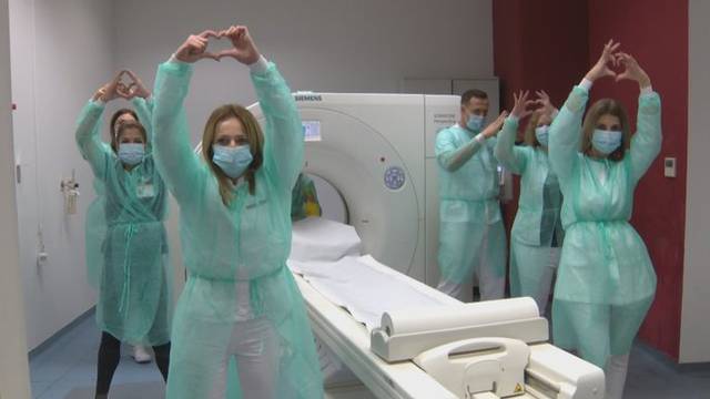 Osoblje iz dubrovačke bolnice zaplesalo da razvesele ljude: 'Da bar malo zaborave na brige'