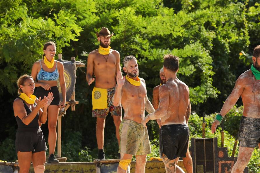 Vukašin otkrio: Imamo jednog tajnog agenta u plemenu...