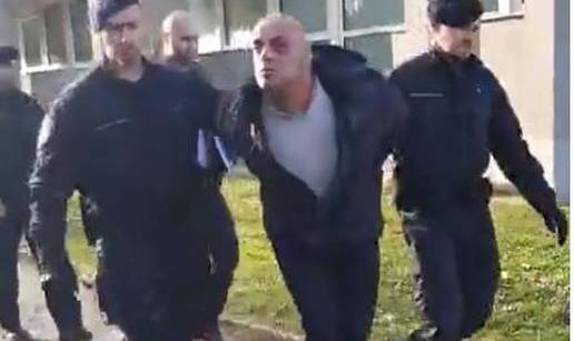 VIDEO  Psovao, pljuvao, vikao: Ovako su Lučića privodili 2020.