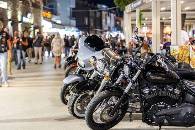 Medulin: Prvi dan H.O.G. Rallyja, susreta zaljubljenika u Harley Davidson iz svih zemalja