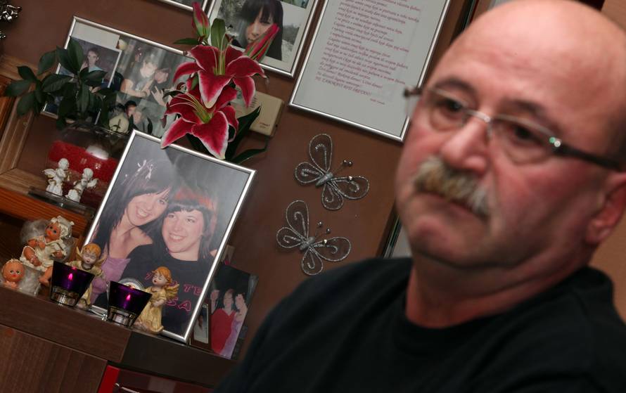 Čekali su 10 godina:  'Izdržat ćemo,  živi u grob ne možemo...'