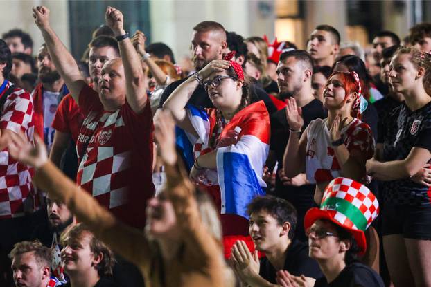 Gledanje utakmice u Puli