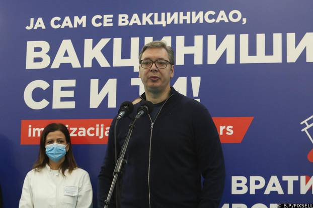 Beograd: Aleksandar Vučić primio treću dozu,  opet se odlučio za kineski Sinopharm