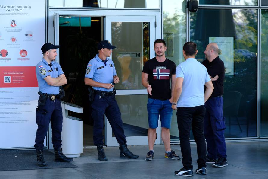 Zagreb: Evakuiran Arena centar zbog nove dojave o bombi