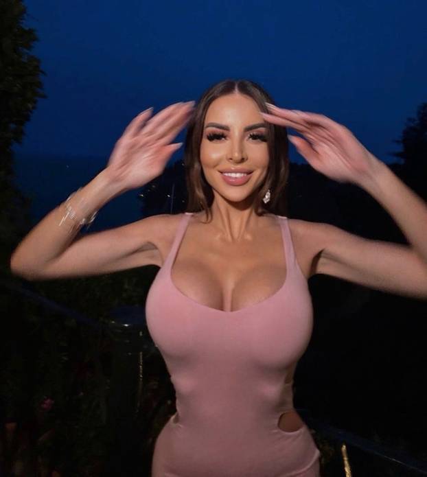 FOTO Zavela i Tottija i Mbappea. Sad mami poglede na terenima