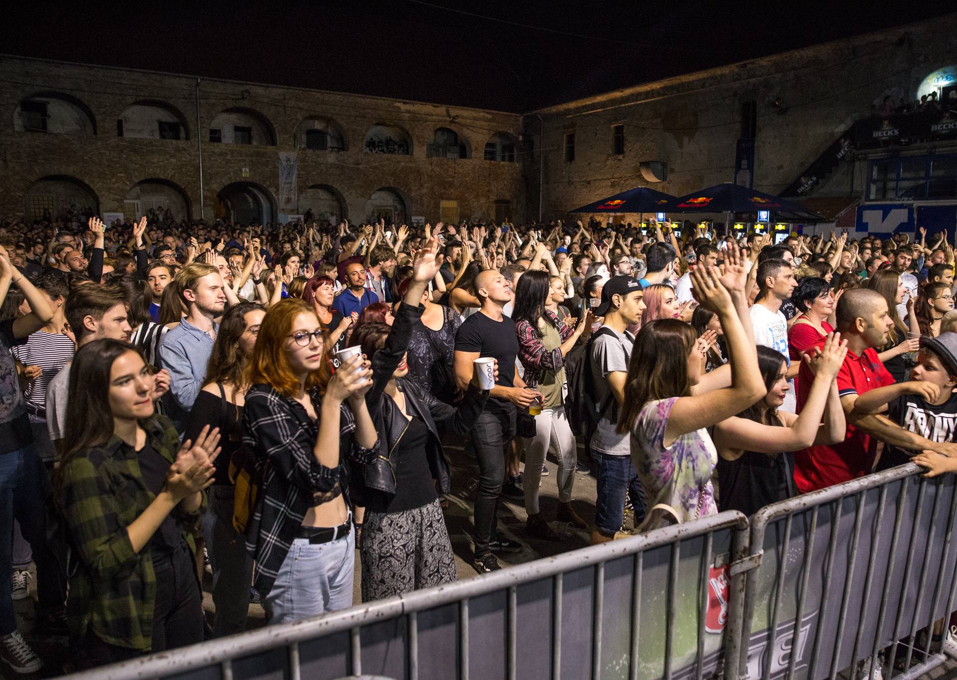 Osječki festival okupit će Let 3, Hladno pivo i Krankšvester