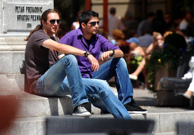 Zagreb: Finalisti HTZ-a Bojan i Zoran uživaju na zagreba?koj špici