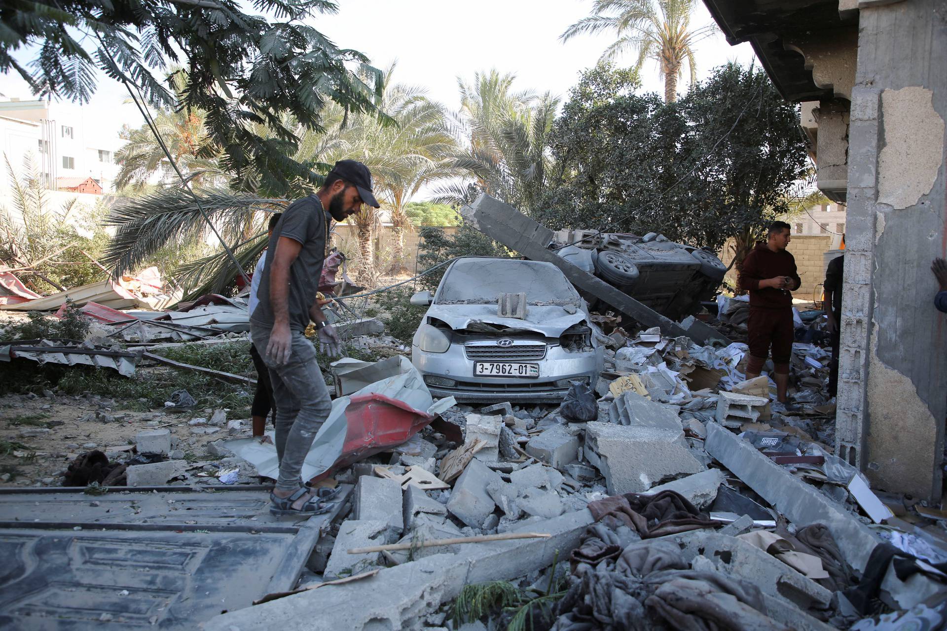 Site of Israeli strikes on houses, in Khan Younis in the southern Gaza Strip