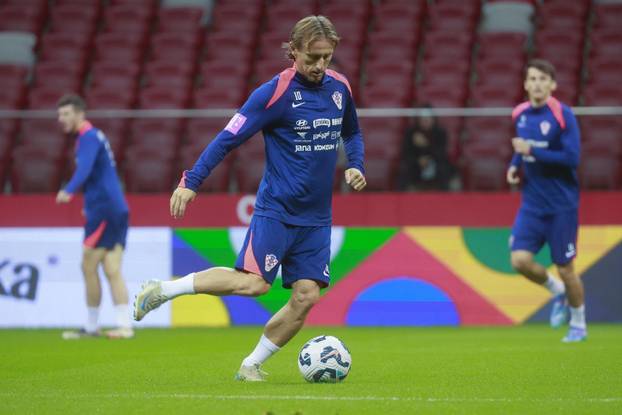 Varšava: Trening nogometaša Hrvatske uoči utakmice protiv Poljske