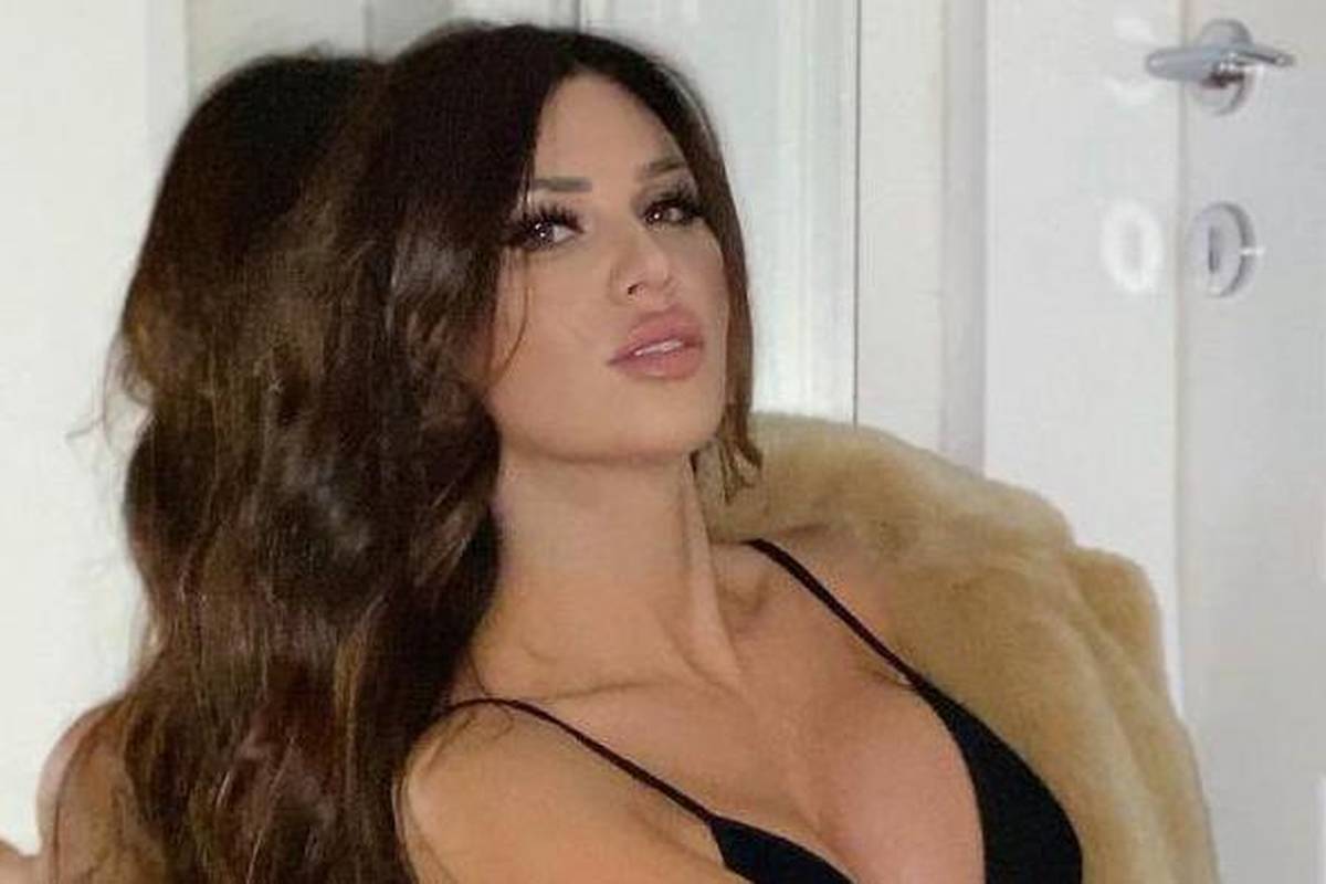 Opa! Stanija Dobrojević pozirala gola pa izbezumila pratitelje...