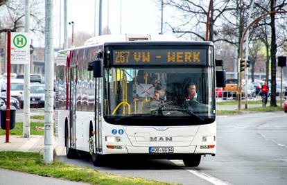 Njemačkoj kronično nedostaje vozača autobusa: Prijevoznici prisiljeni ukidati dio linija