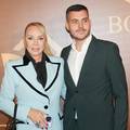Lepa Brena i njezin sin Viktor uputili o&ccaron;ajni&ccaron;ki apel za pomo&cacute;, nudili su &ccaron;ak i nov&ccaron;anu nagradu
