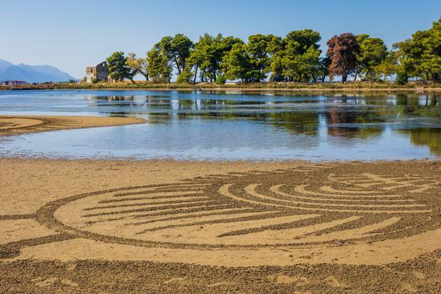 Ušće Neretve: Festival Sand Art festival gdje umjetnici crtaju u pijesku