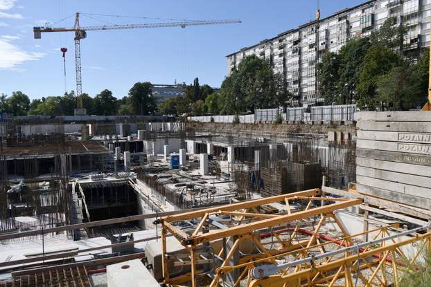Zagreb: Gradilište poslovne zgrade na prostoru bivše Zagrebačke banke kod Glavnog kolodvora