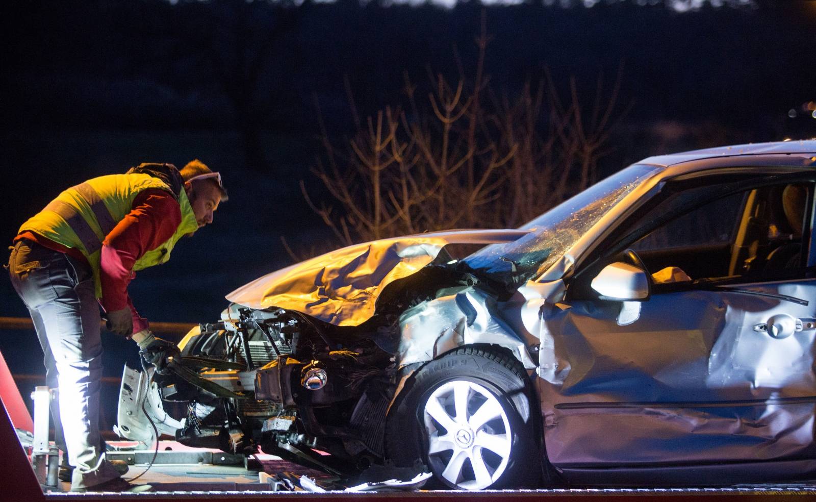 Kukljanovo: Å est osoba ozlijeÄeno u sudaru dva osobna automobila