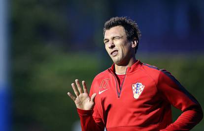 Mandžukić trenirao odvojeno, mogao bi igrati protiv Bugara