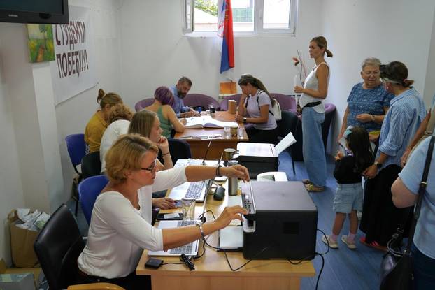"Studentska lista - Studenti pobjeđuju!" diljem Srbije skupljaju potpise za izbore