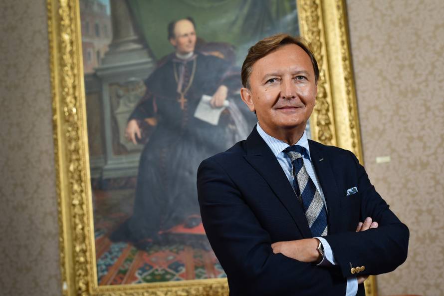 Ukrali identitet akademiku i kardiologu Miličiću: U oglasu tvrde da reklamira čudesni lijek