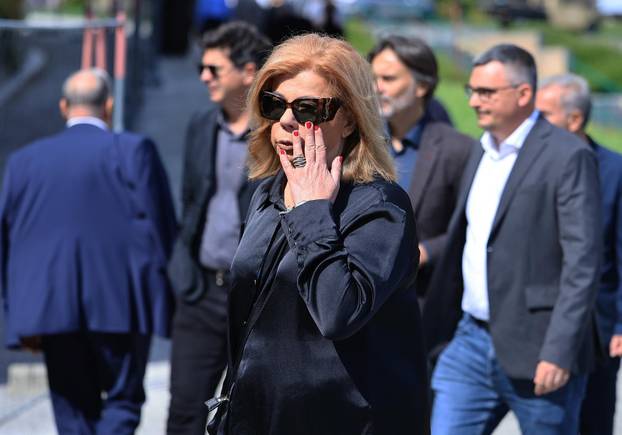 Zagreb: Posljedni ispraćaj novinara Roberta Valdeca 