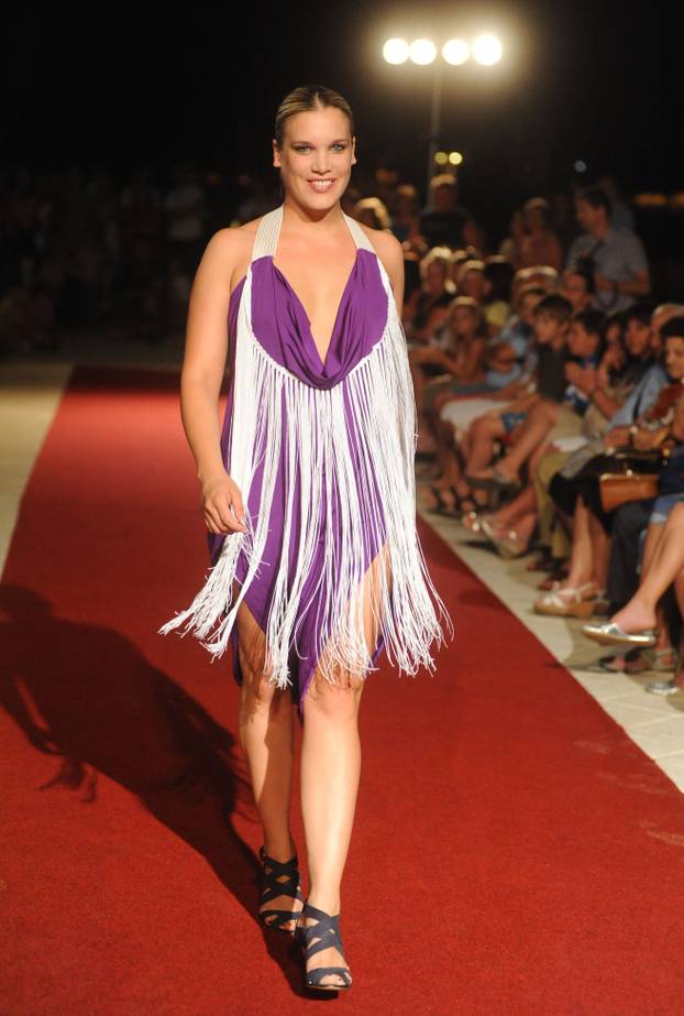 &Scaron;ibenik: U Solarisu odr&zcaron;ana modna revija Marte Buzoli? i Kristine Burija