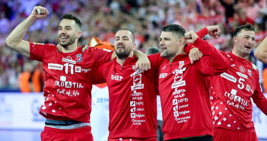 Zagreb: Slavlje rukometaša Hrvatske nakon pobjede nad Francuskom i prolaska u finale Svjetskog prvenstva