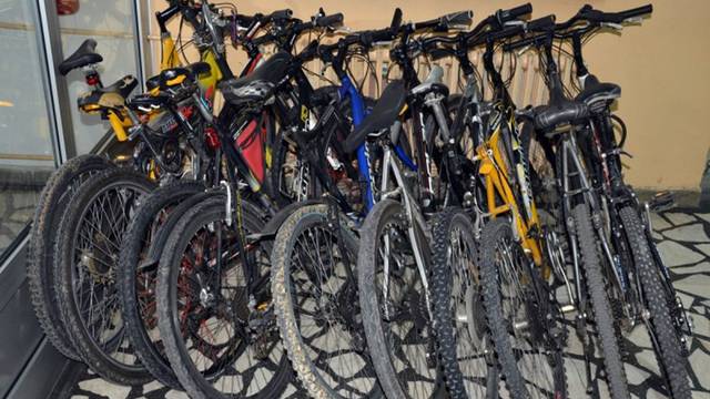 Napokon uhvatili lopova koji je po centru Zagreba od 2019. ukrao na desetke bicikala