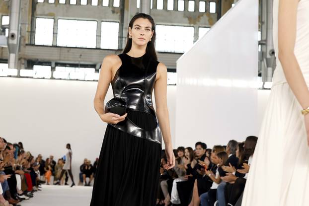 Vittoria Ceretti at FERRAGAMO Spring/Summer 2024 Runway during Milan Fashion Week on September 2023 - Milan; Italy 23/09/2023