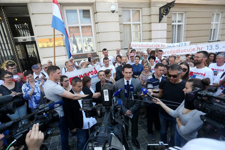 "Narod odlučuje": Skupili smo dovoljno potpisa za referendum