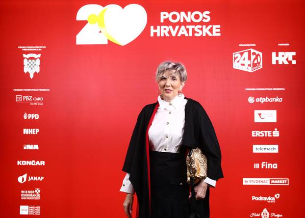 Zagreb: Svečana dodjela nagrade Ponos Hrvatske, fotografiranje prije početka dodjele 