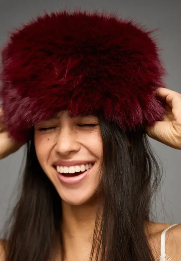 Pregledali smo ponudu za vas! Top kape i šalovi za svaki dan