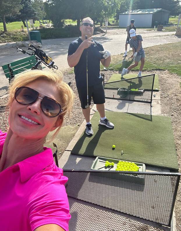 Mamma mia! Evo kako bivša kečerska zvijezda izgleda u 51.