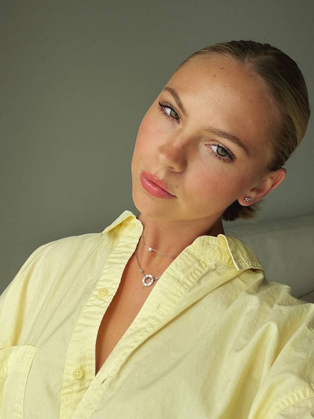 FOTO Darijo Srna prodao ga je za rekordnu svotu. Sad ne smije igrati, a ona ga pritom zabavlja