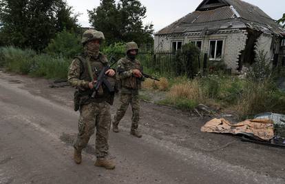 Poljska Ukrajini tajno poslala helikoptere? Kijev: Rusija je u ratu ostala bez 234.040 vojnika