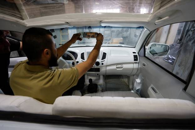 Pope Francis's popemobile set to become health clinic for Gaza children