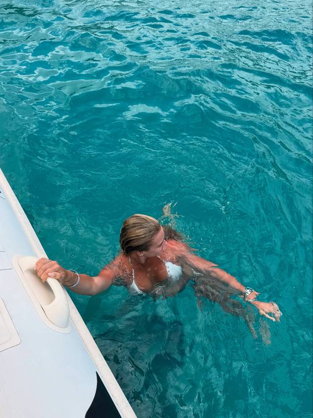 FOTO Zbog vatrene Australke mnogi prate kriket, a u Indiji je doživjela šok: 'Bilo je strašno'