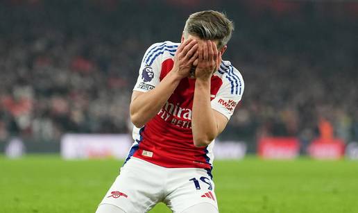 VIDEO A sada - Dinamo! Arsenal remizirao protiv Aston Ville i nastavio niz lošijih rezultata