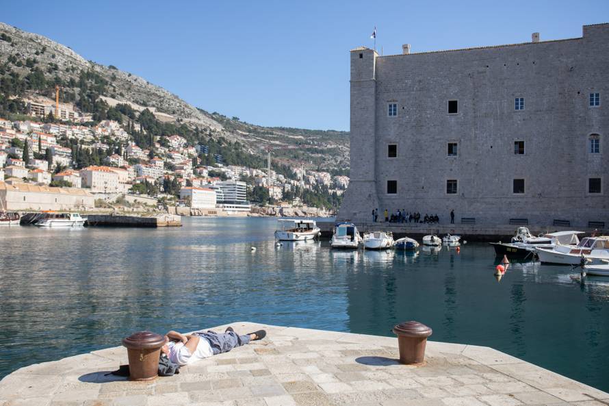 Sunčano i toplo vrijeme u Dubrovniku