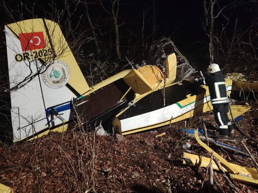 VIDEO Mještanka o padu turskog Airtractora za 24sata: 'Osjetili smo tresak kad je pao'