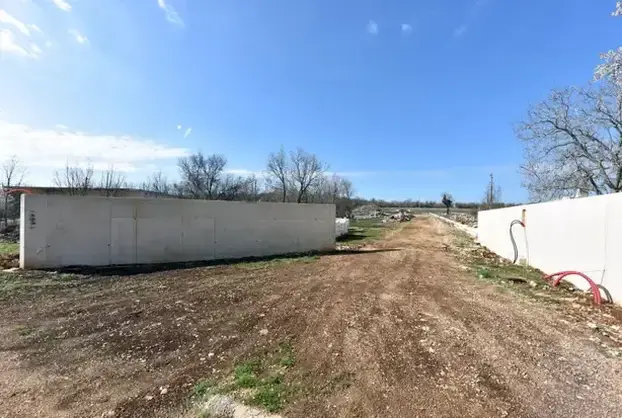 FOTO Evo koje nekretnine ima Thompson, a kojih se 'riješio'