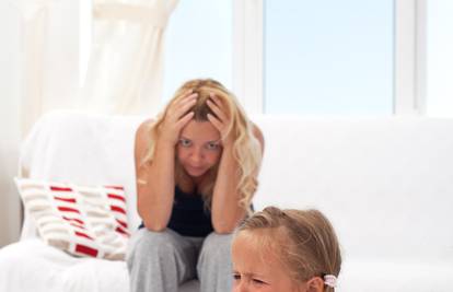 Izljevi bijesa: Dijete sluša ako roditelj 'dramatizira' i ponavlja