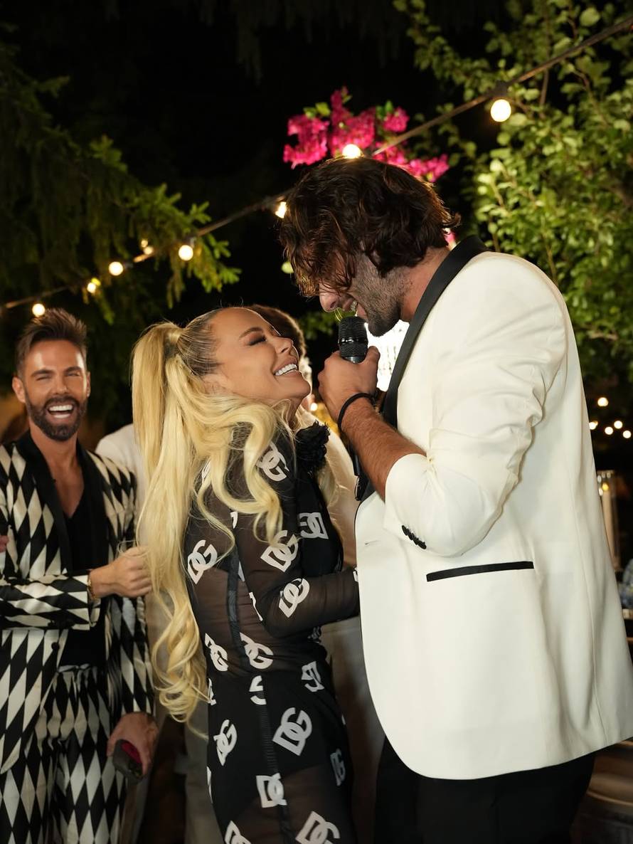 FOTO Šuput prvi put podijelila intimne fotografije sa Šimom! 'Toliko skroman, a toliko velik'